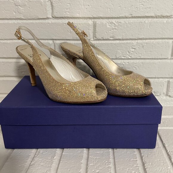 Stuart Weitzman Litely Aurora Glitter Gold Pump - Picture 3 of 16